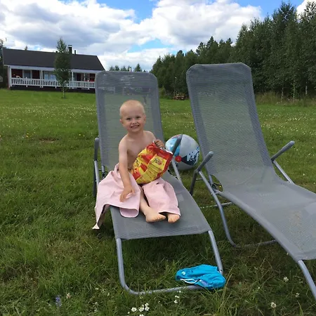 Ahosen Lomamoekit * Vikajärvi