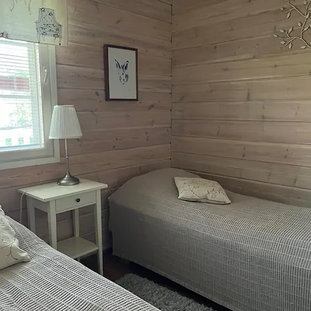 Casa de Férias Ahosen Lomamoekit Vikajärvi