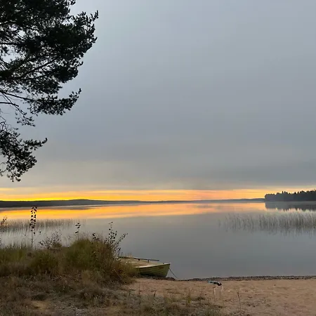 Ahosen Lomamoekit * Vikajärvi